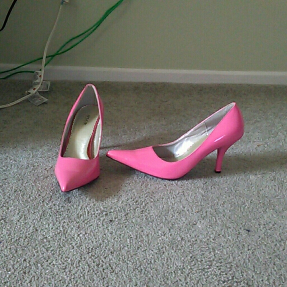 Woman's shoes